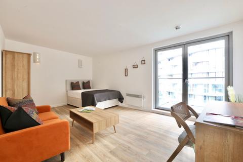 Studio to rent, Michigan Building, London E14