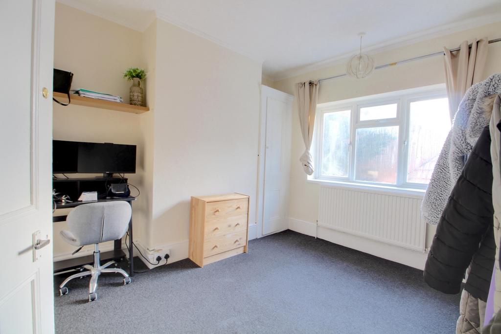 Bedroom2