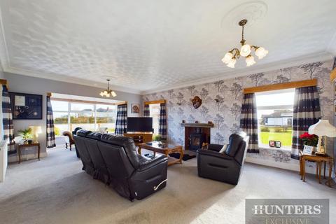 5 bedroom detached bungalow for sale, Thornwick Road, Flamborough, Bridlington