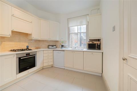 3 bedroom apartment to rent, London W8