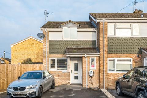 2 bedroom end of terrace house for sale, Colwell Drive, Oxfordshire OX28