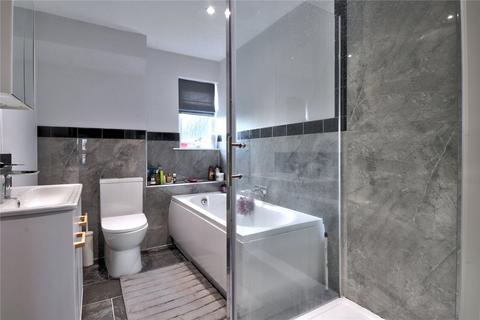 93 Chapel Fields, Godalming, GU7 2AA