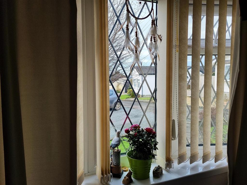 Bedroom 2 window.jpg