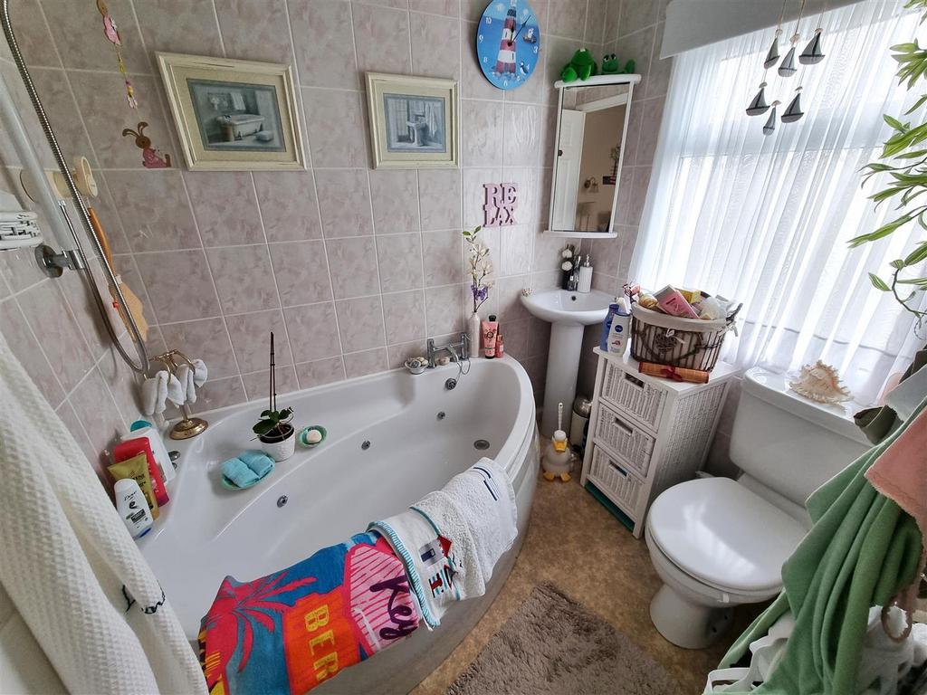 En-suite.jpg