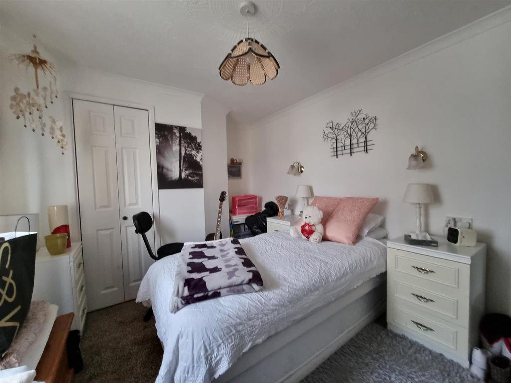 Master bedroom.jpg