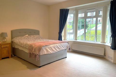 3 bedroom apartment for sale, Firgrove Court, Farnham, Surrey, GU9