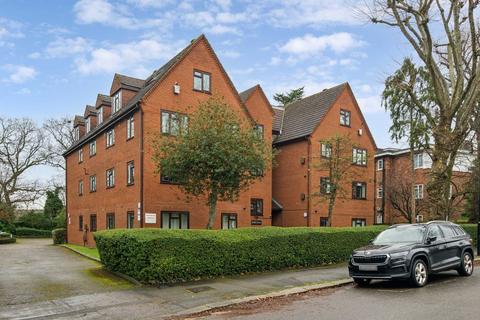 Flat 10, White Lodge Castlebar Park, London, W5 1BX