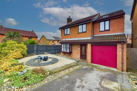 4 bedroom detached house for sale, Runcie Close, Cotgrave, Nottingham