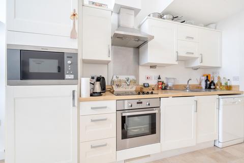 1 bedroom flat for sale, High Street, Southampton, Hampshire, SO14