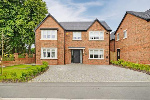 4 bedroom detached house for sale, Hansell Drive, Dorridge, B93