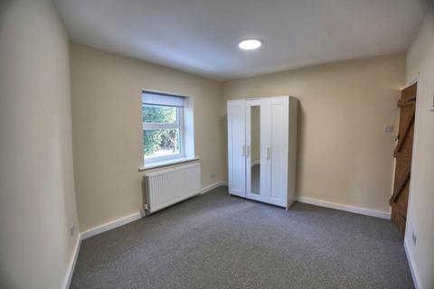 1 bedroom flat to rent, Garden Street, Bollington