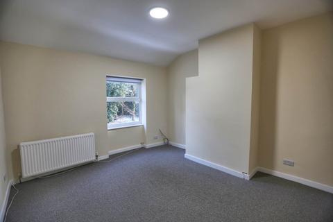 1 bedroom flat to rent, Garden Street, Bollington