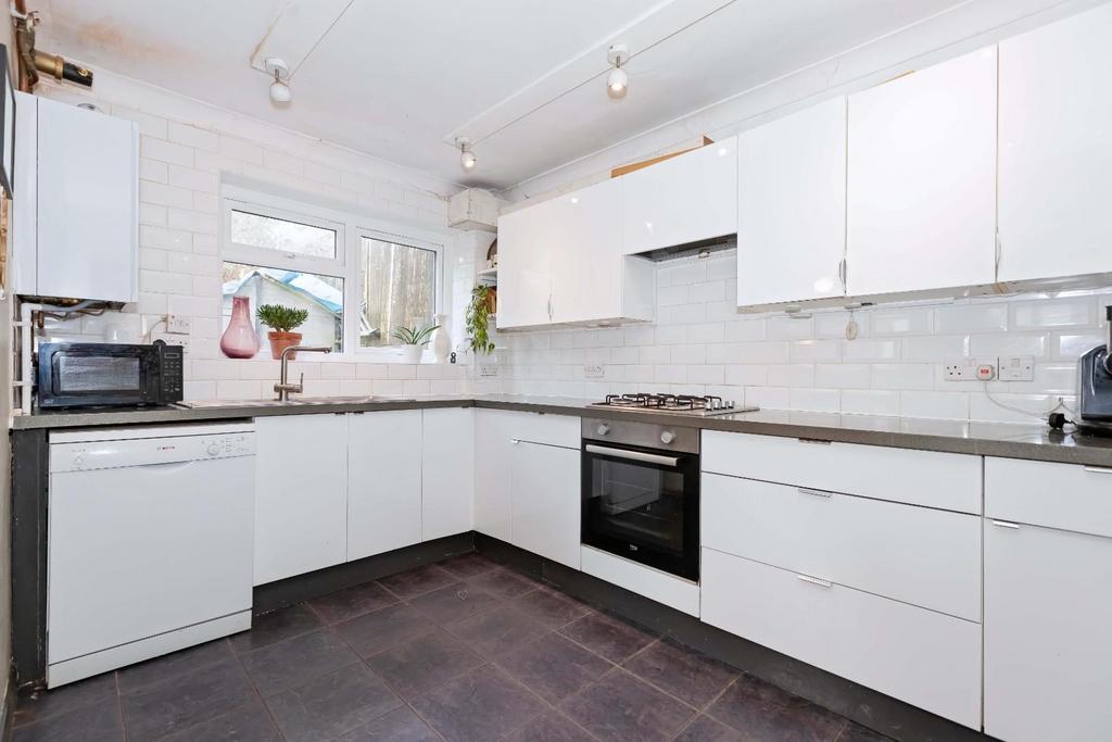 Foxdown Rd 15.jpg