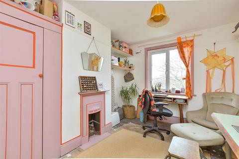 59 Barnett Road, Brighton, BN1 7GJ