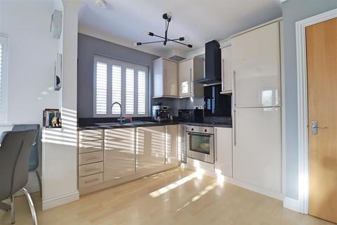 1 bedroom flat for sale, Timber Yard, Station Approach, Braintree