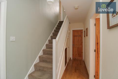 44 Sunningdale, Waltham, Grimsby, DN37 0UG
