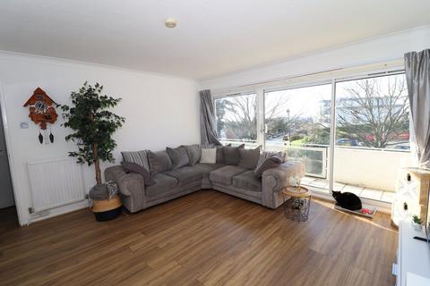 3 bedroom flat for sale, Upper Sea Road, Bexhill-on-Sea, TN40