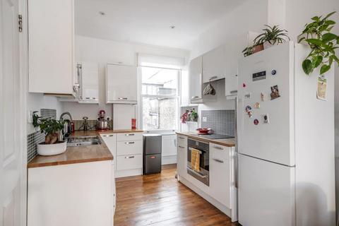 2 bedroom maisonette for sale, Douglas Road,  Brondesbury,  NW6,  NW6