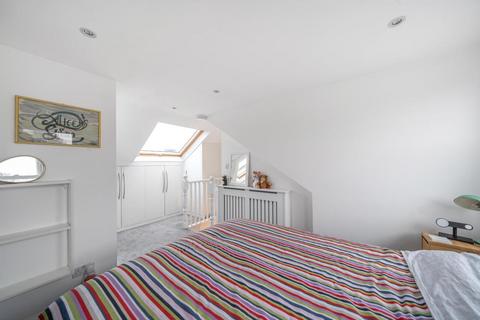 30b Douglas Road, London, NW6 7RP