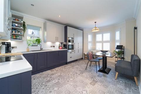16a Alness Road, Manchester, M16 8FX