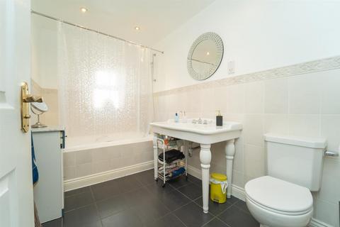 16a Alness Road, Manchester, M16 8FX