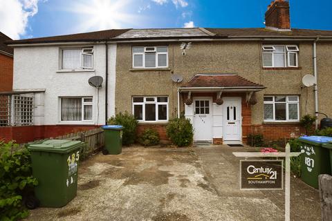 3 bedroom terraced house to rent, Honeysuckle Road, SOUTHAMPTON SO16