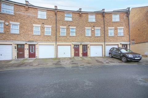 3 bedroom terraced house to rent, Brookbank Close, Cheltenham, Gloucestershire, GL50