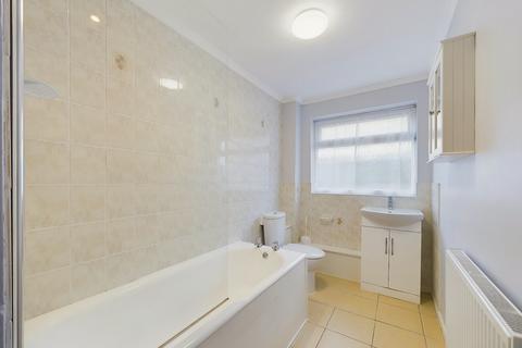 160 Penhill Crescent, Worcester, WR2 5PZ