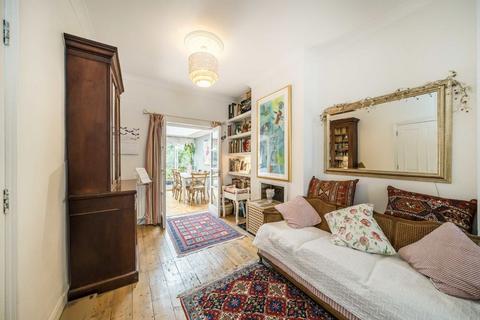 4 bedroom house for sale, Station Road, London W7