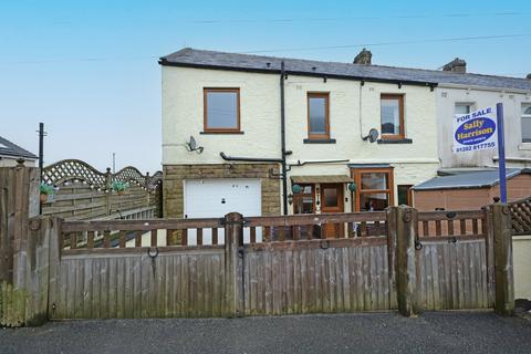 3 bedroom end of terrace house for sale, Dickens Avenue, Barnoldswick, BB18