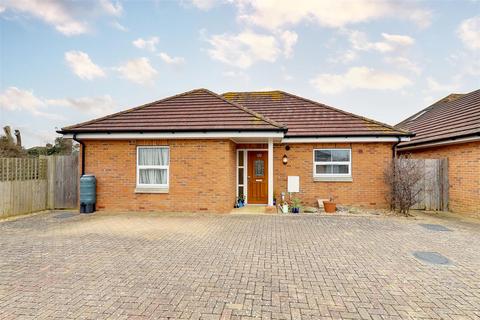 2 bedroom detached bungalow for sale, Glenbarrie Way, Worthing BN12