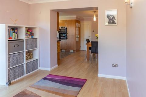 5 Chetwode Close, Bristol, BS10 6JF
