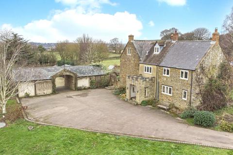 6 bedroom equestrian property for sale, Warkworth, Nr Banbury, Oxfordshire