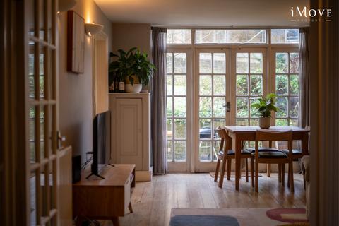 Flat 1, 67 Gipsy Hill, London, SE19 1QH