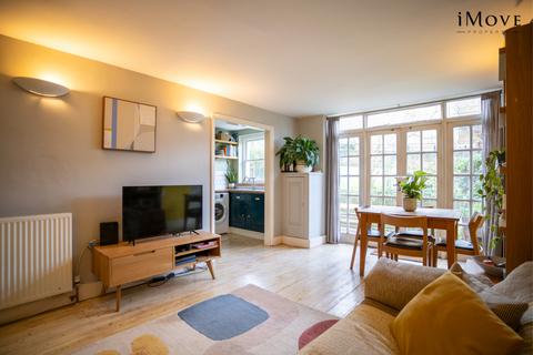 Flat 1, 67 Gipsy Hill, London, SE19 1QH