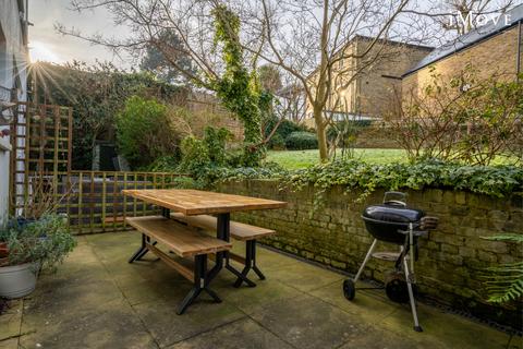 Flat 1, 67 Gipsy Hill, London, SE19 1QH