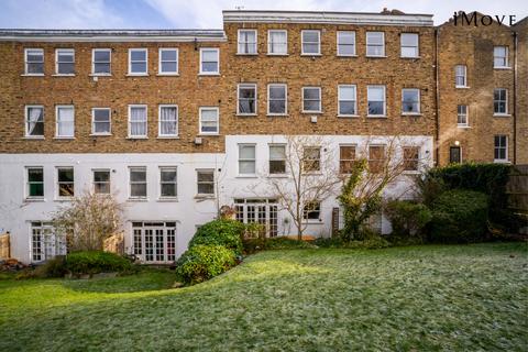 Flat 1, 67 Gipsy Hill, London, SE19 1QH