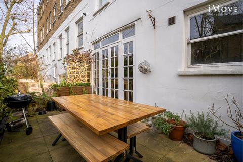 Flat 1, 67 Gipsy Hill, London, SE19 1QH