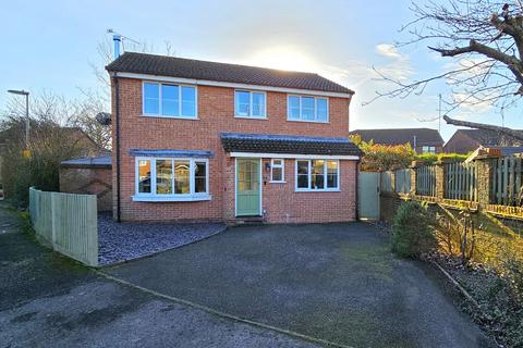 4 bedroom detached house for sale, COTTAGE CLOSE, DENMEAD