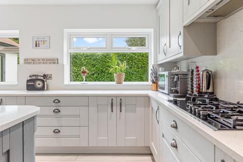 Mossdale Forest Drive, Kirby Muxloe, Leicester, LE9 2EA