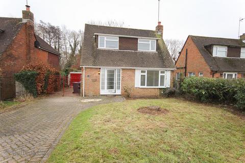 2 bedroom detached bungalow to rent, Downsview Road, Hassocks, West Sussex