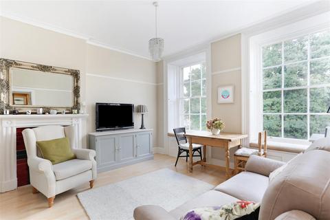 Second Floor Flat, 28 Caledonia Place, Bristol, BS8 4DL