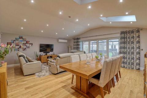 62 Elm Road, Little Clacton, Clacton-on-sea, CO16 9LR