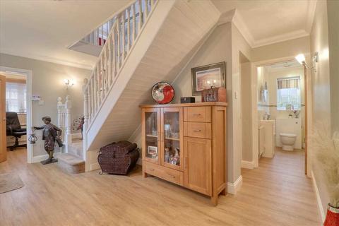 62 Elm Road, Little Clacton, Clacton-on-sea, CO16 9LR