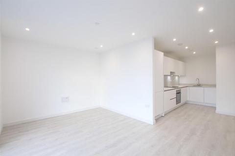 1 bedroom apartment to rent, Prince Regent Road, Hounslow TW3