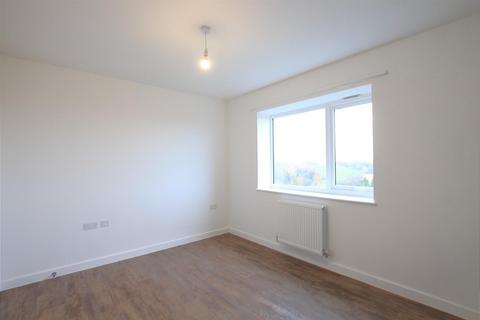 2 bedroom apartment to rent, 156 Hatton Road, Feltham TW14