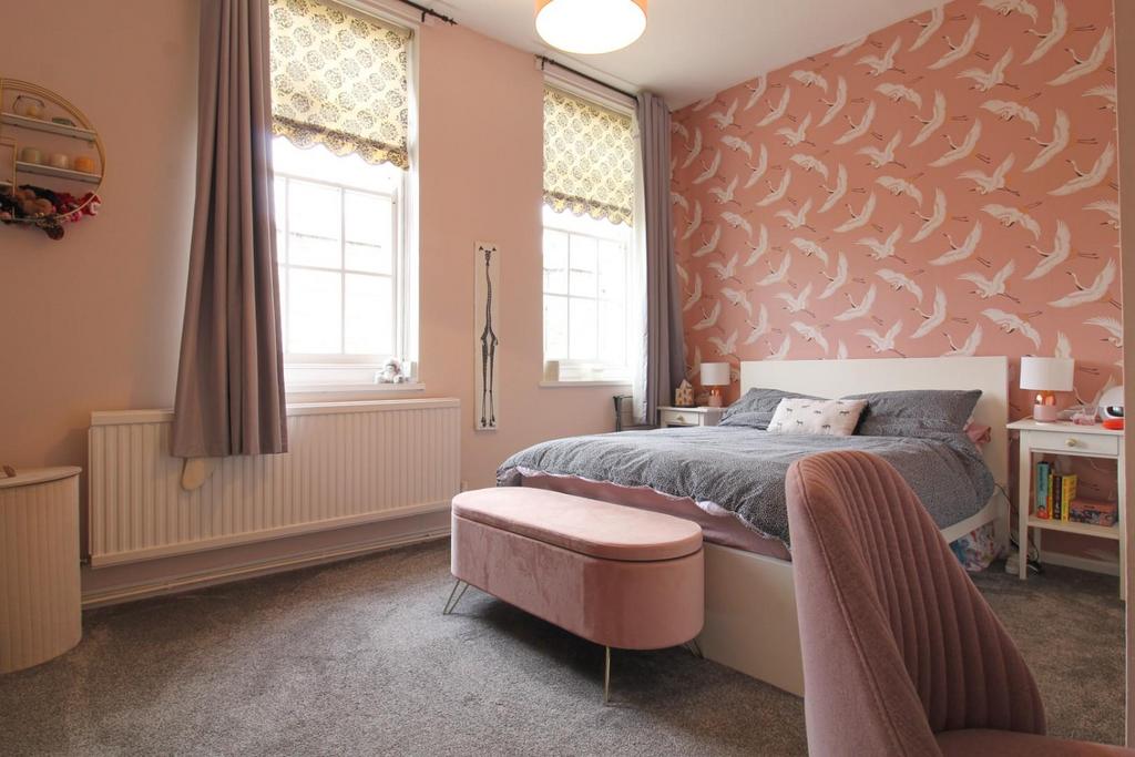 Bedroom EH.jpg