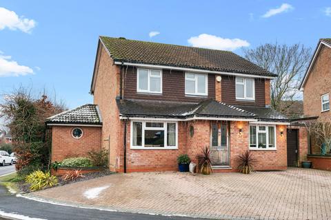 4 bedroom detached house for sale, Teal Crescent, Kempshott