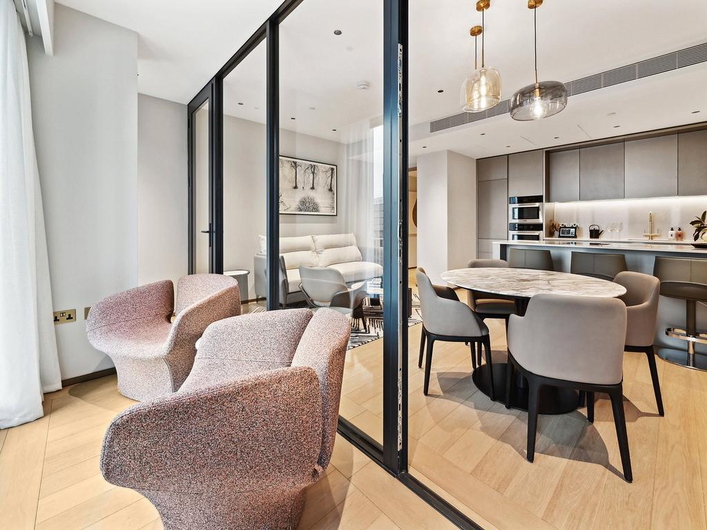 2405 Park Hyatt