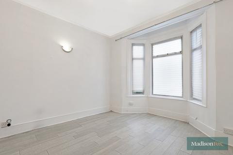 3 bedroom terraced house for sale, Prince Regent Lane, Plaistow E13